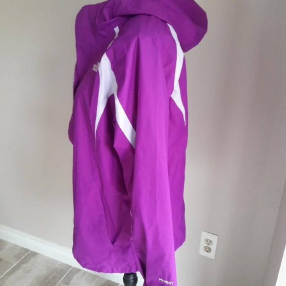 Girls North Face Jacket - Picture 3 of 5